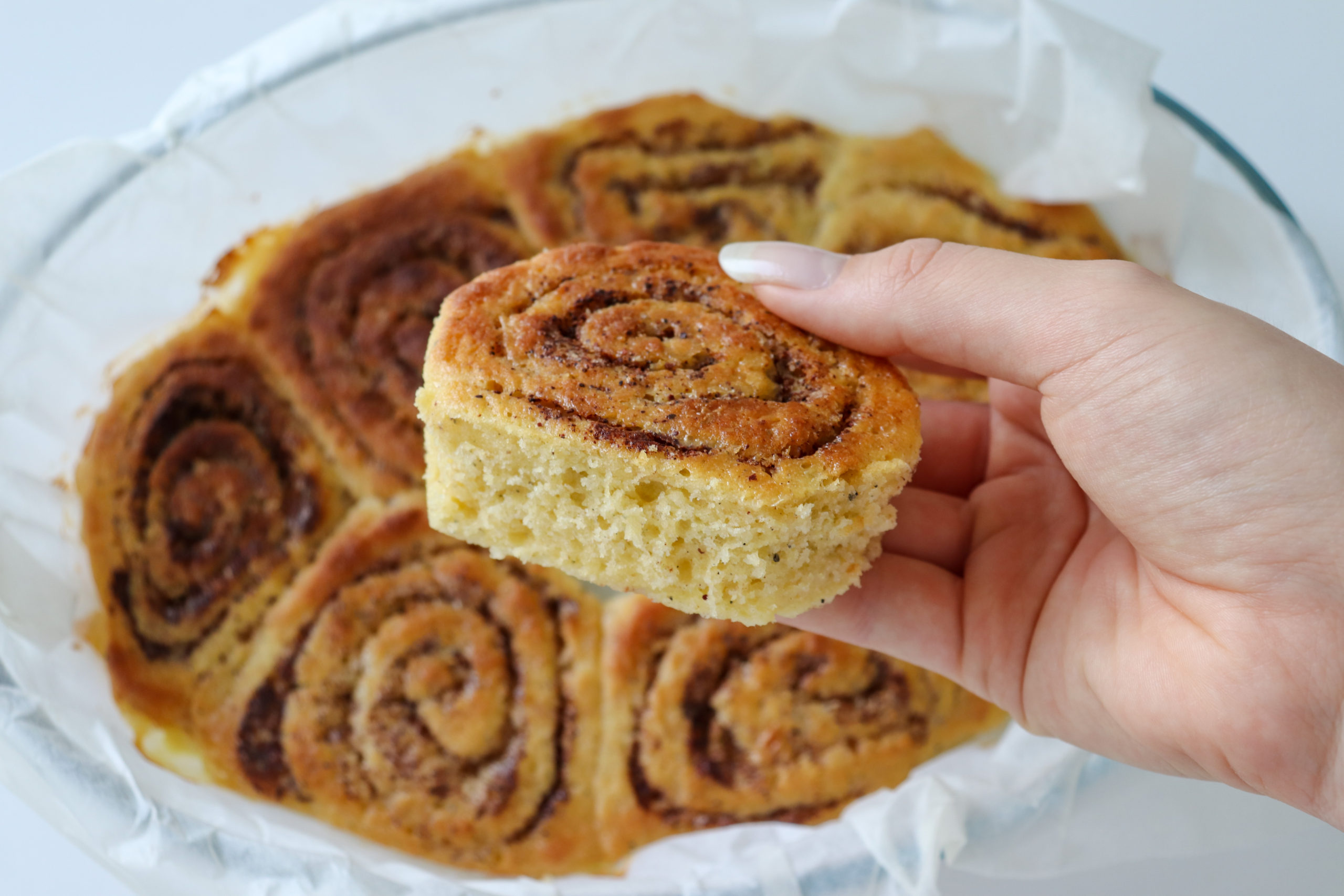 the best gluten-free cinnamon rolls that are super soft and delicious